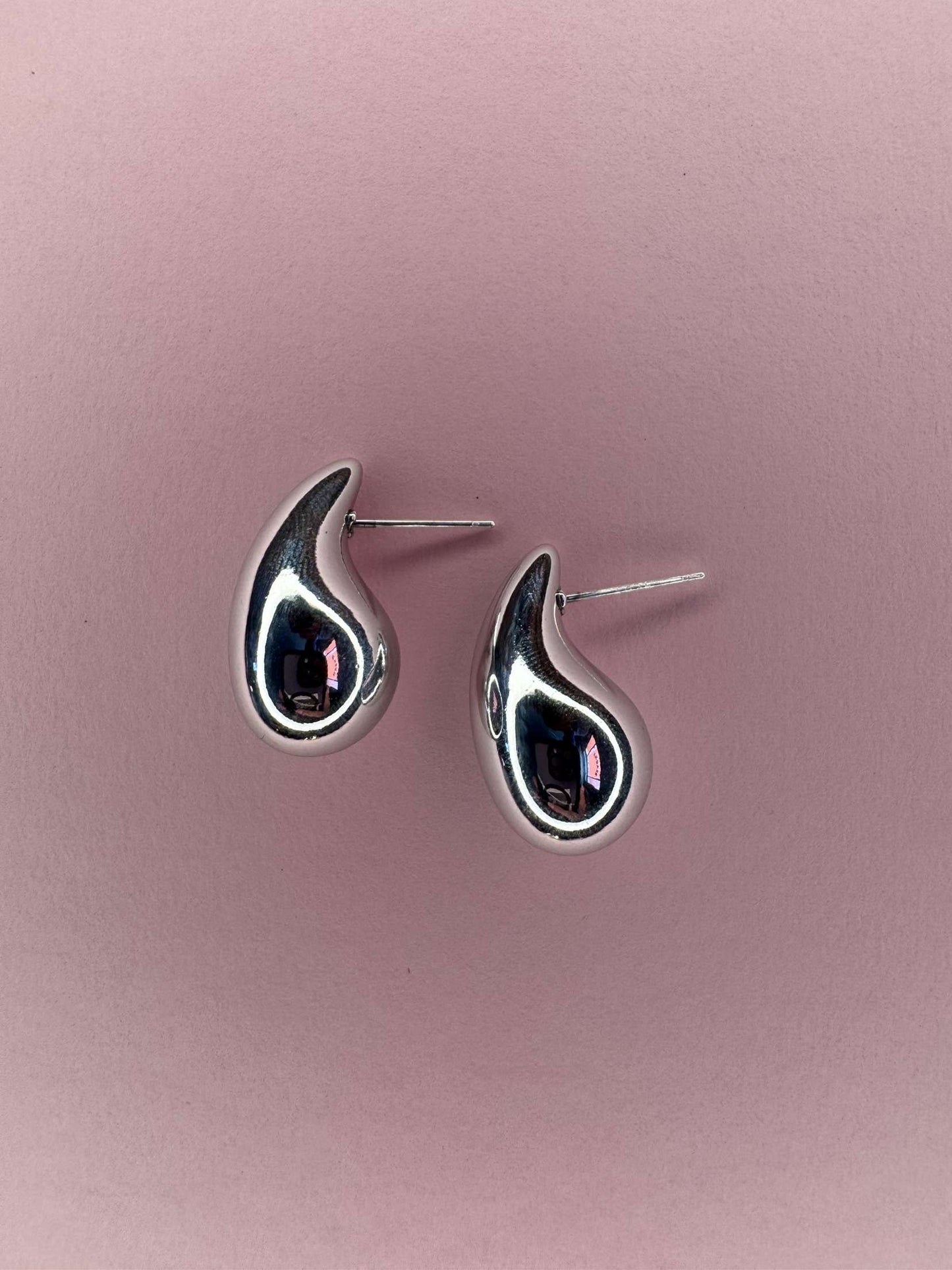 Lightweight Teardrop Earrings