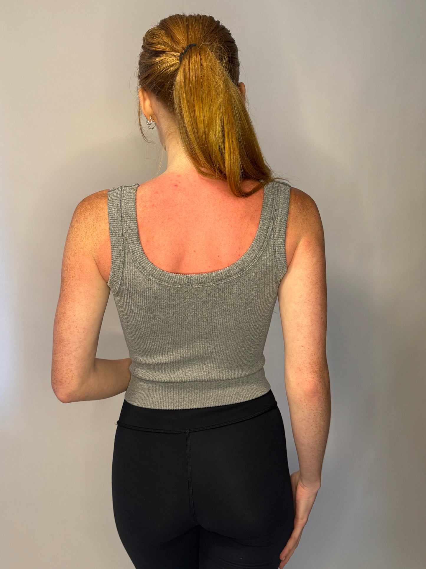 Grey Seamless Ribbed Cropped Scoop Neck Tank Top